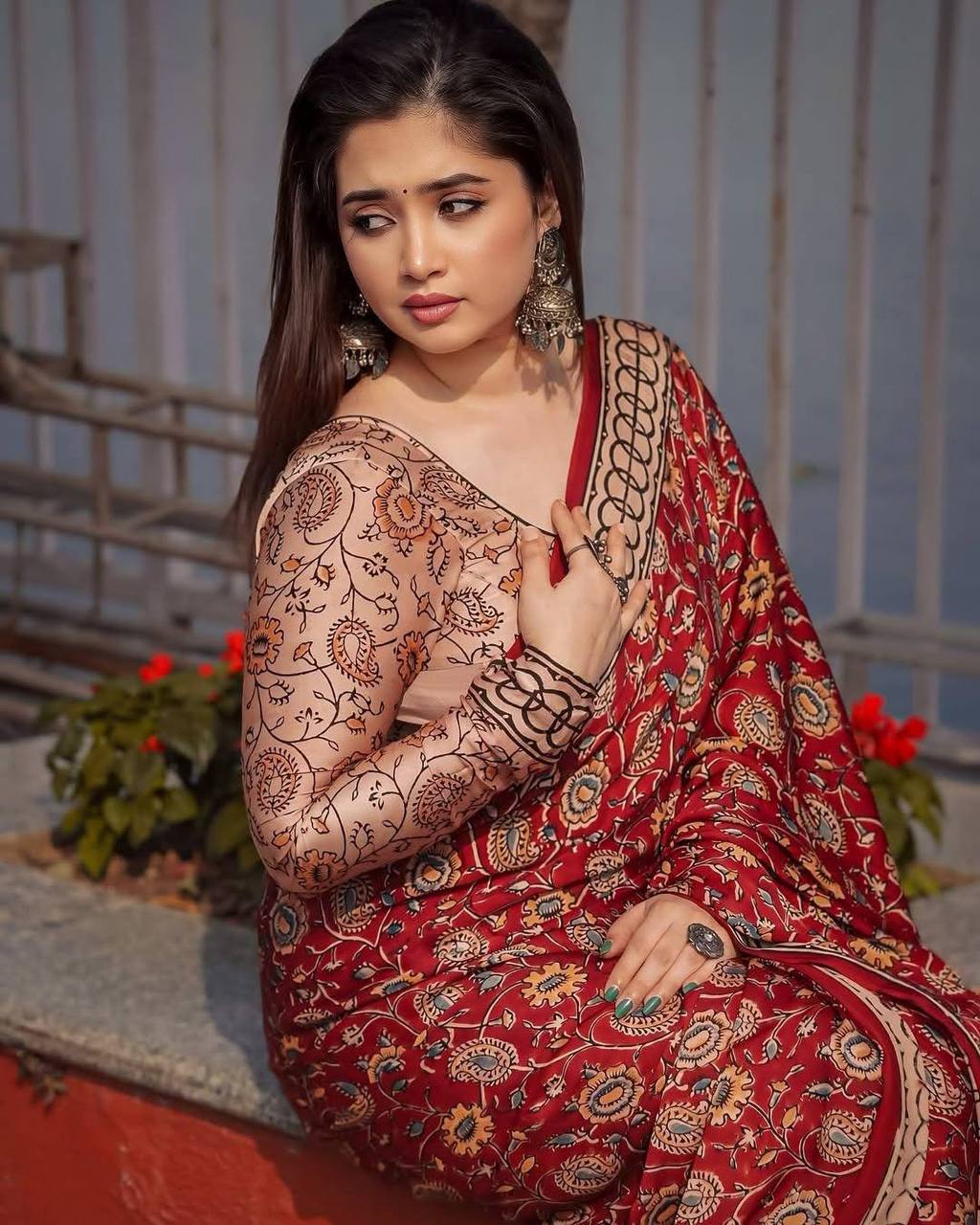 প্রিমিয়াম কোয়ালিটি মডার্ন সিল্ক শাড়ি - Noor Xclusive (4)